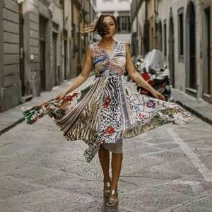 Geisha Designs Jacinta Mix Print Pleated Sleeveless Midi Dress